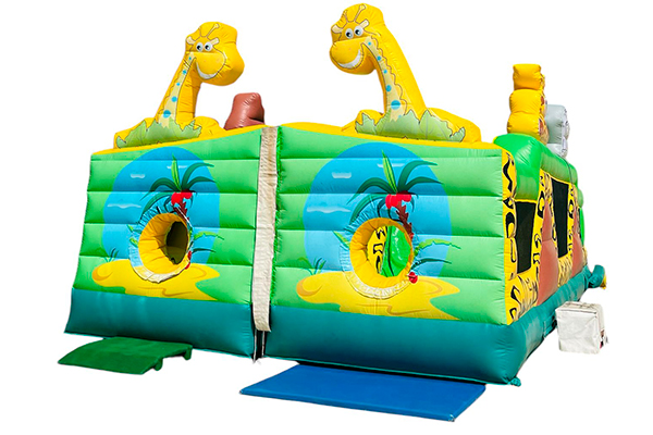 1 castillo hinchable deportivo pista jungla 1