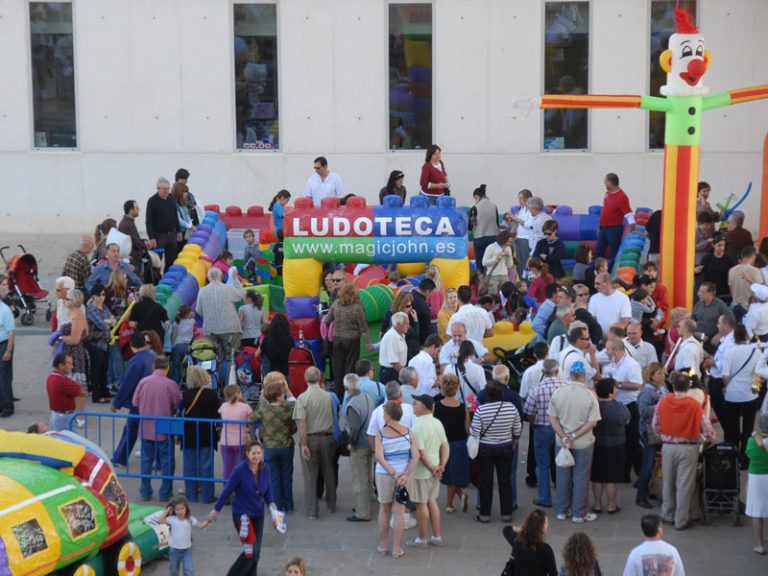 alquiler ludoteca hinchable eventos