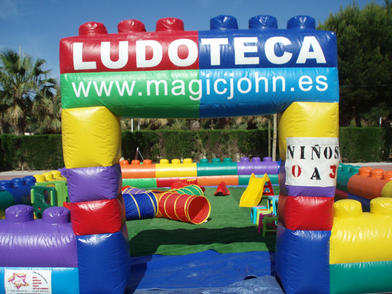 alquiler ludoteca hinchable niños pequeños